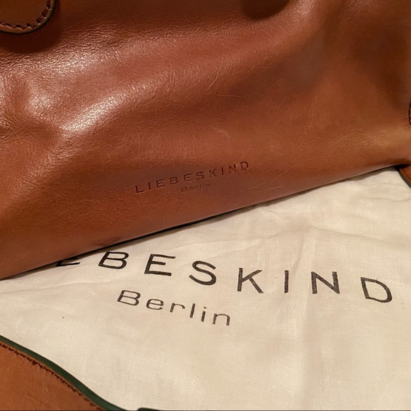 Liebeskind Berlin Milena Glossy Handbag in Sand - Picture 3 of 15